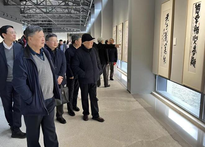 鹊枇杷》仅展一日深港艺术同时发声开元棋牌网站一周观展｜宋画《山(图67)