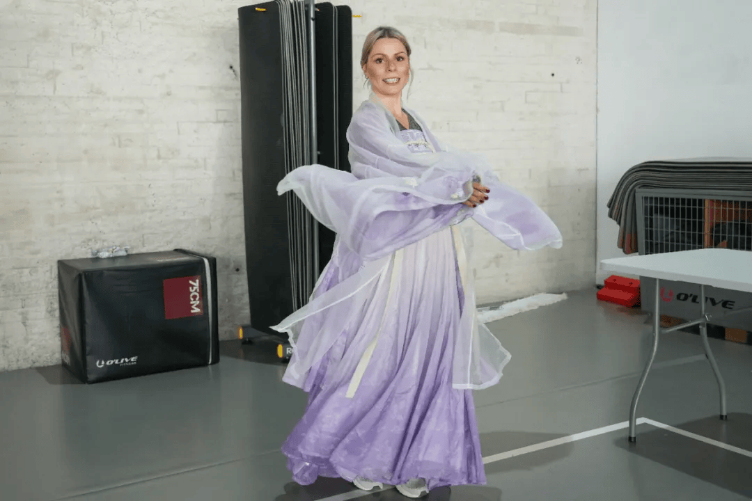 学生趣味运动会如何让中西青年“玩”成一片？开元棋牌汉服、塔罗、运动破冰！第二届中